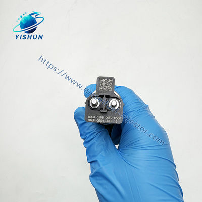 High Quality Common Rail Injector 095000-7140 Fuel Injector Assembly 33800-52000