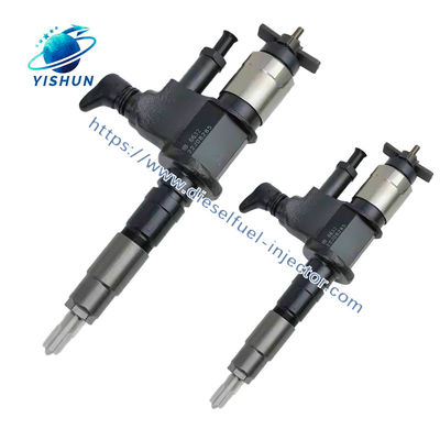 Diesel Fuel Injector 095000-5840 For NISSAN MD90 Engine Injector